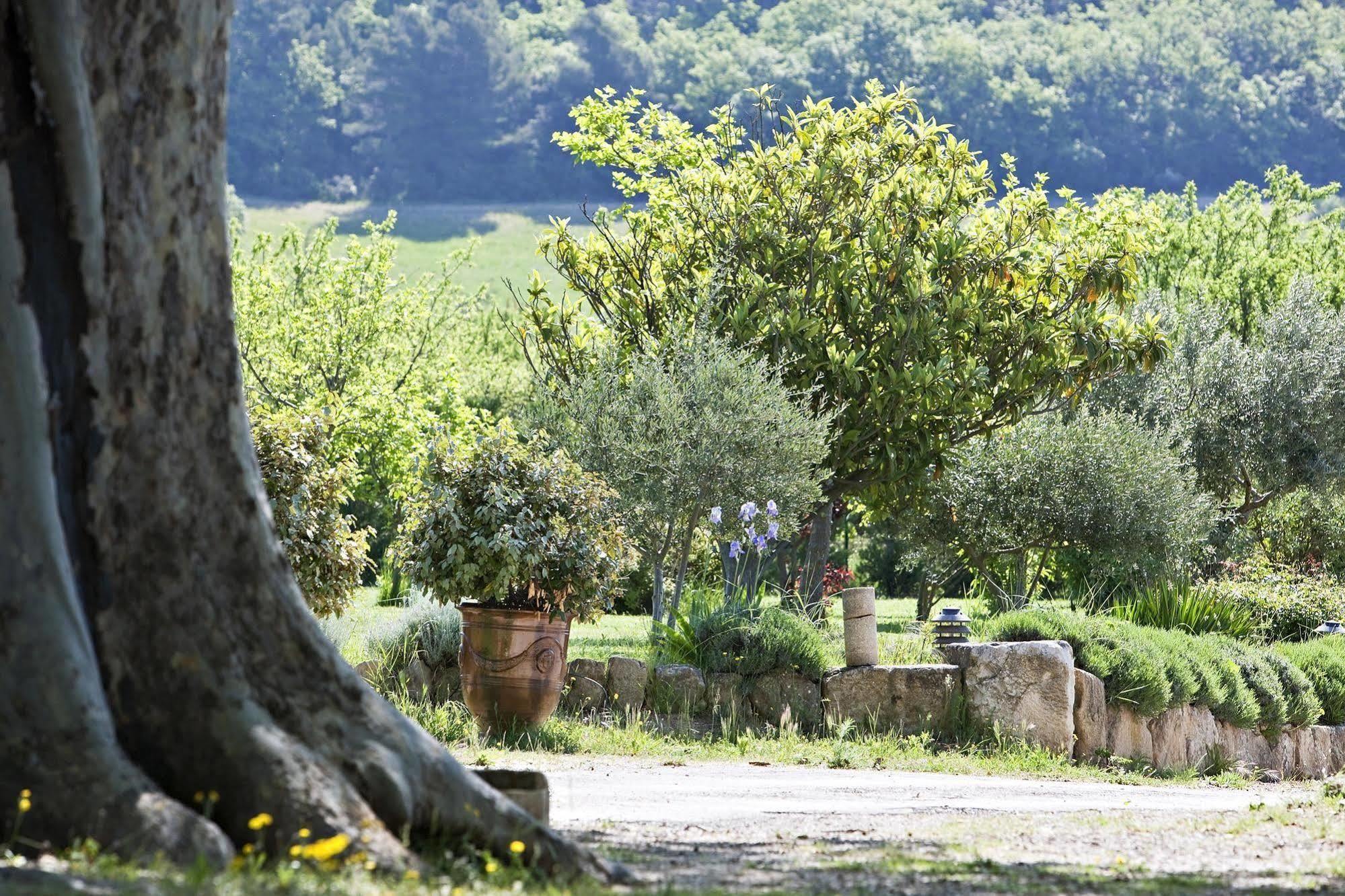 Le Mas De Guilles Lourmarin Ngoại thất bức ảnh