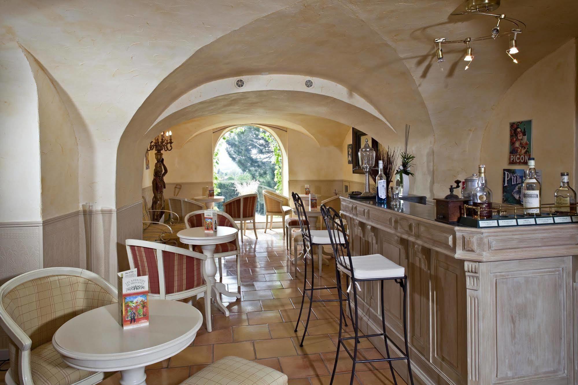 Le Mas De Guilles Lourmarin Ngoại thất bức ảnh