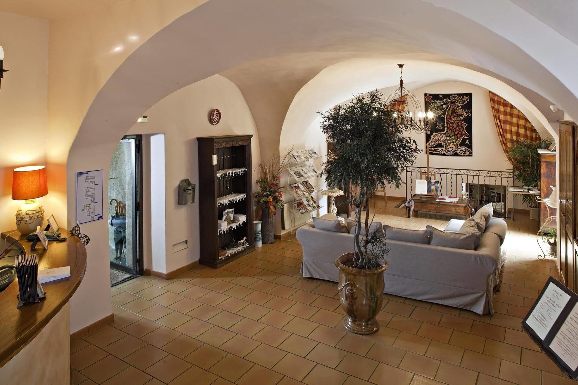 Le Mas De Guilles Lourmarin Ngoại thất bức ảnh